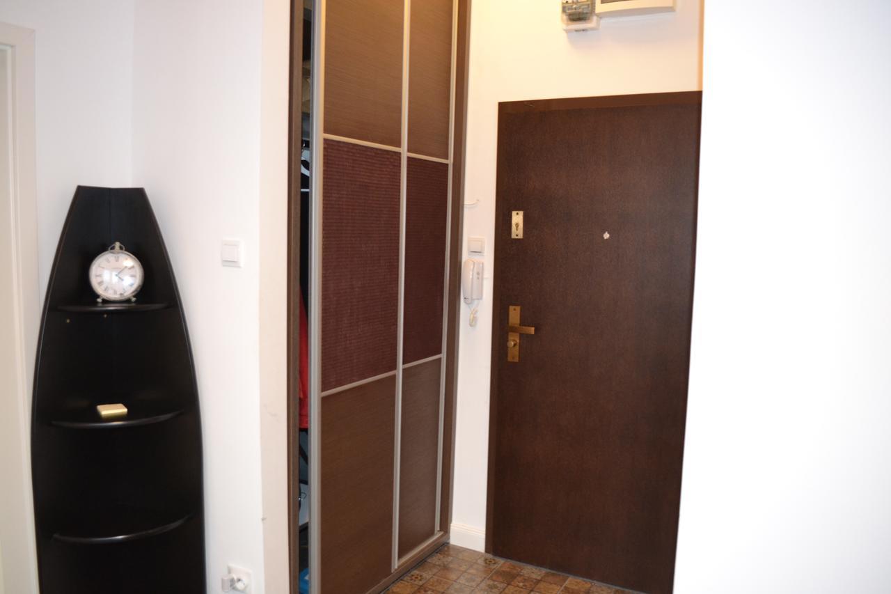 Victoria Plaza Two Bdr Apt Apartment Bucharest Exterior photo